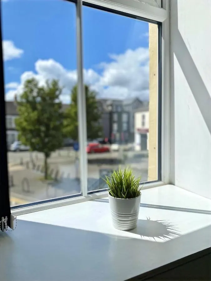 The Brook - Long Stay Offer - Sleeps 6 - Central House By Cto Serviced Apartments Cardiff